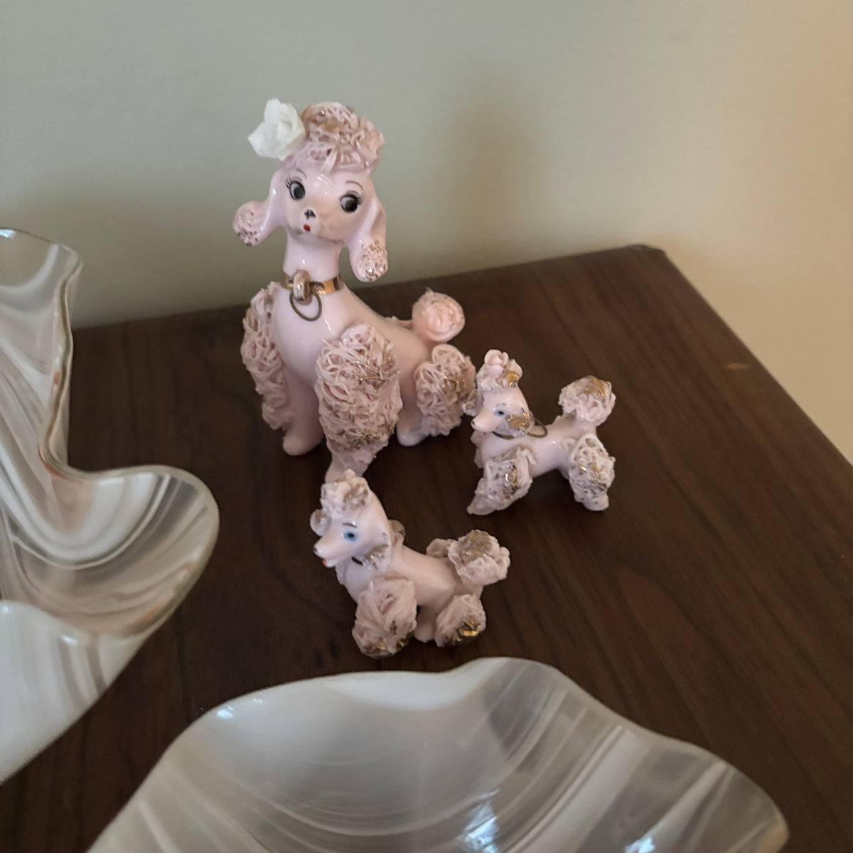 D148 Vintage Glass Grouping (Murano style art glass and made In Japan spaghetti poodles)