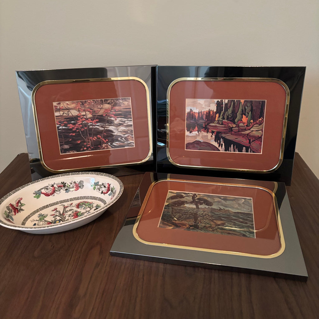 D156 Vintage Art Grouping (framed prints and plate)