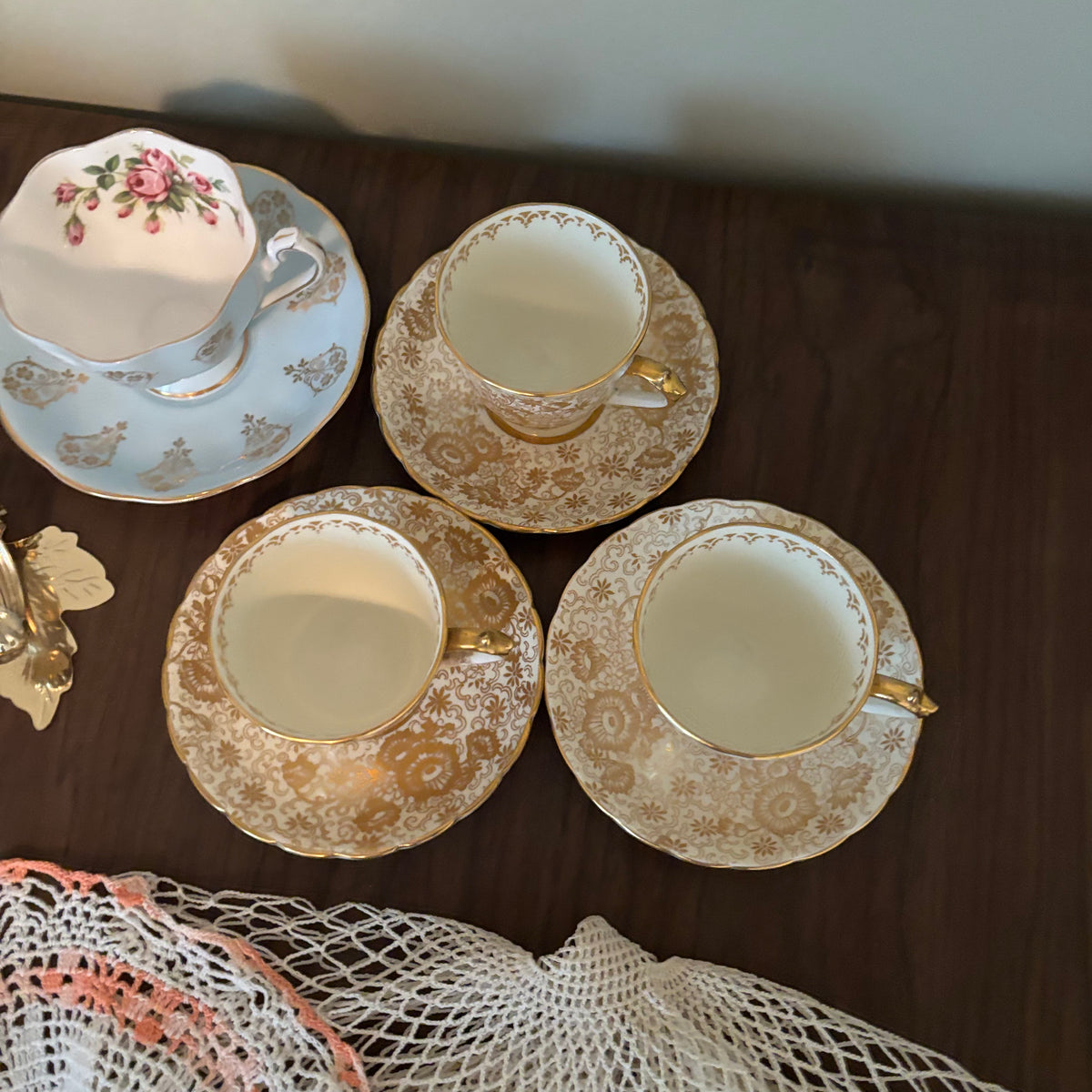 D160 Vintage Grouping (teacups and more)