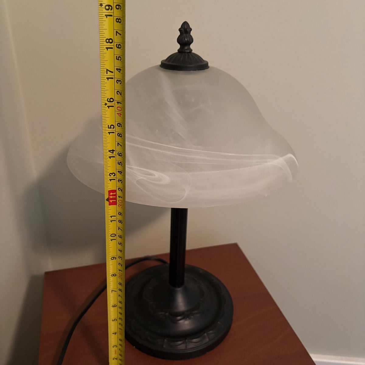 D162 16” Tall Table lamp with metal base and frosted glass shade