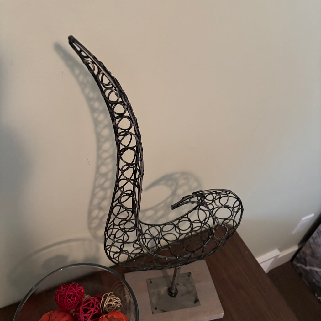 D165 Home Decor Grouping (Wire Bird Sculpture and more)
