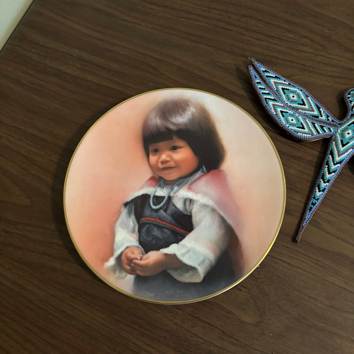 D170 Vintage Decor (wooden dragon fly and Doulton Children of the Pueblo plate)
