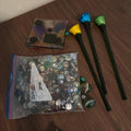 D172 Home Decor Grouping (glass flowers and more)