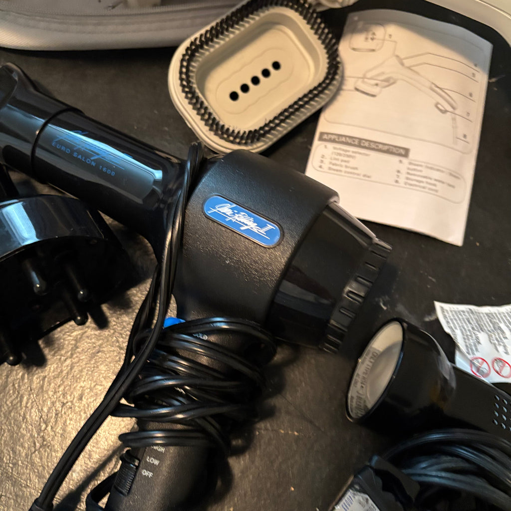 D180 Home Grouping (hair dryer and more)