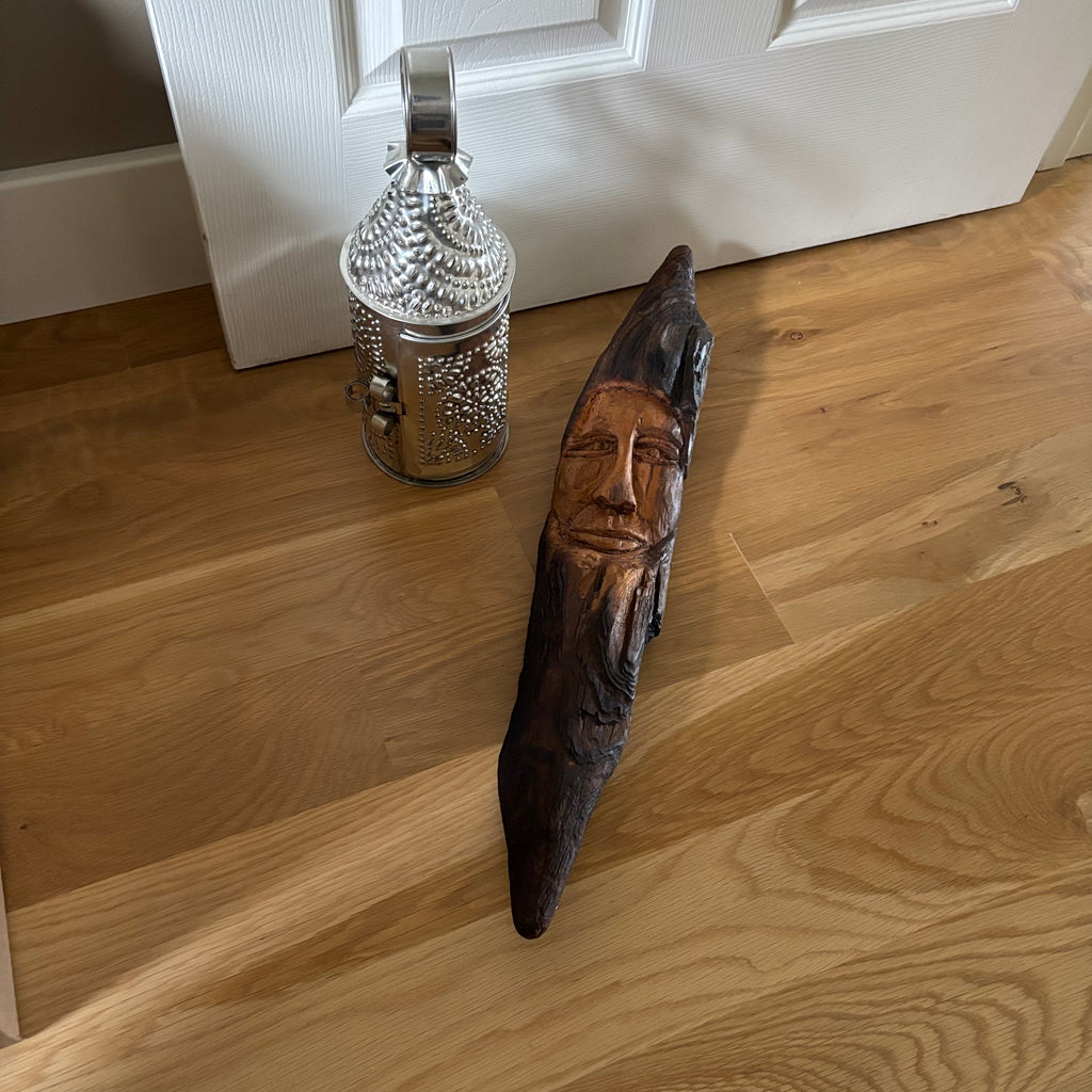 D191 Wooden mask and lantern grouping