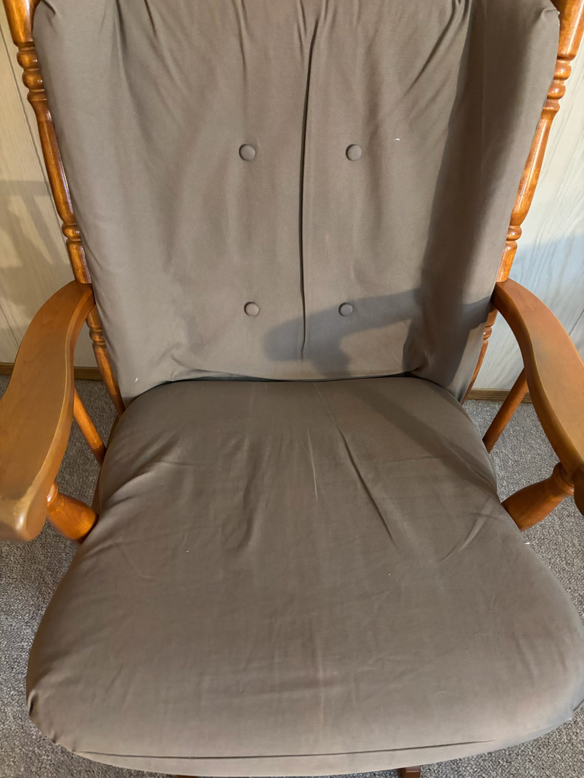 K505B Vintage glider with solid wood frame