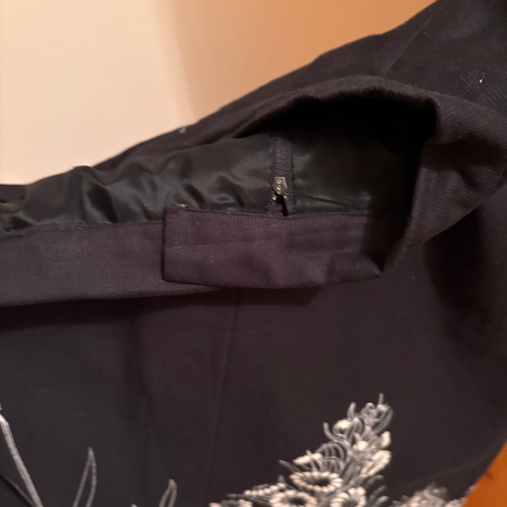 F403 Vintage Clothing grouping (approximately size large/xlarge)