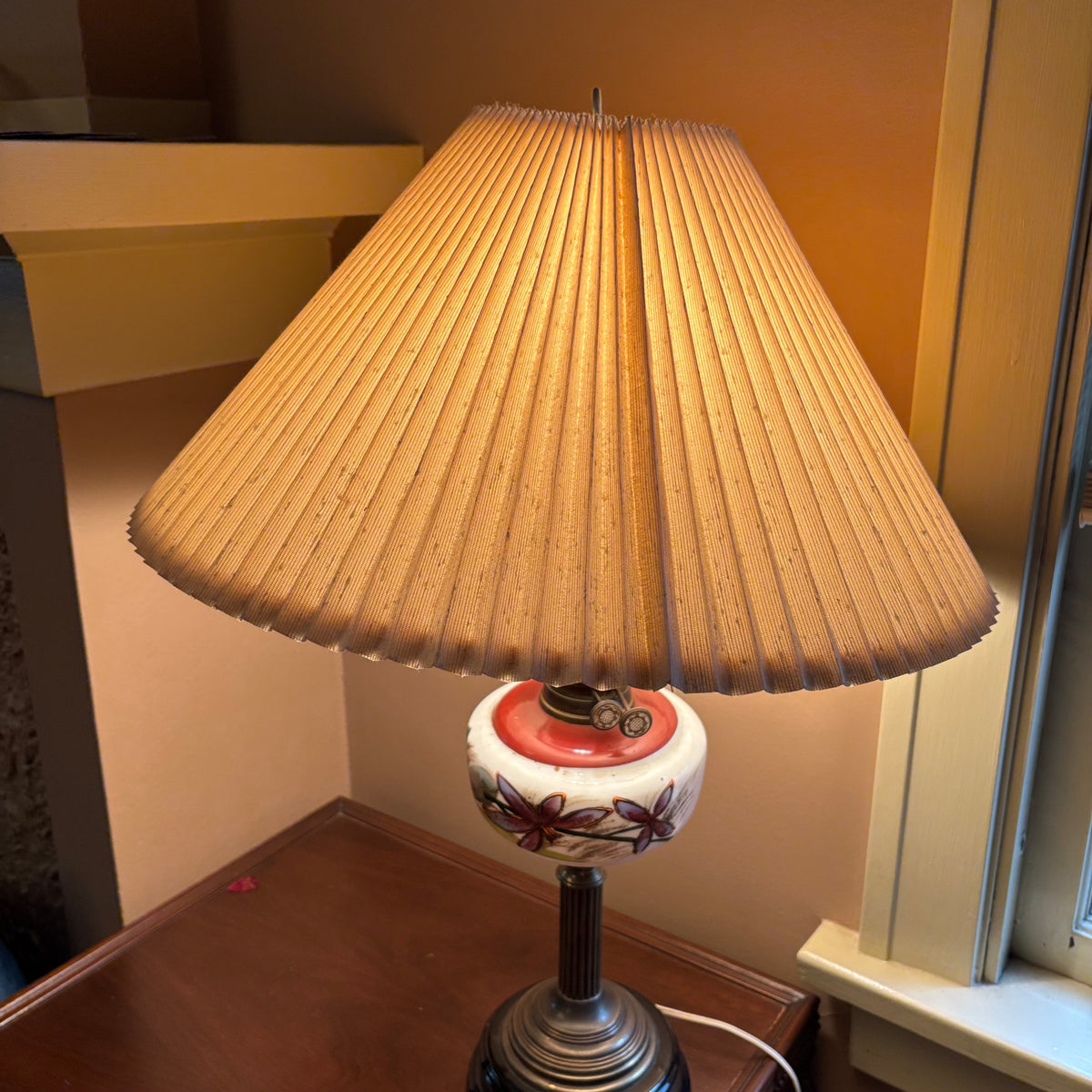 E118 29” tall Vintage lamp with porcelain middle