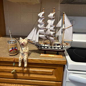 B465 Collectibles Grouping (scale model ship and more)