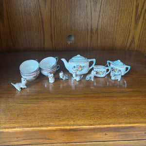 B427 Vintage Mini Porcelain Tea Set and Cat Figurines