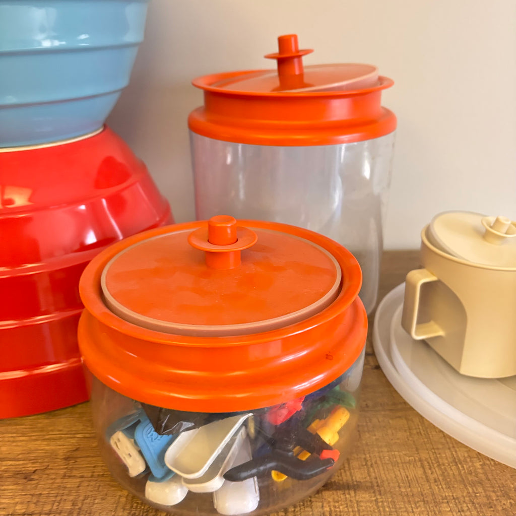 K300 Vintage Kitchen Grouping(Tupperware creamer and more)