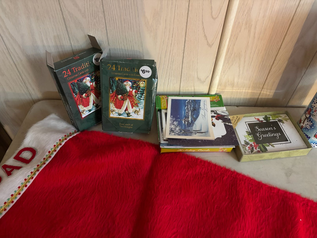 K501B Christmas grouping (Santa, Mrs clause and more)
