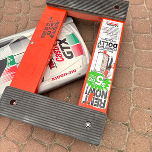 2 Garage Carts - O117