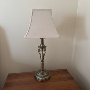 B484 24” tall table lamp