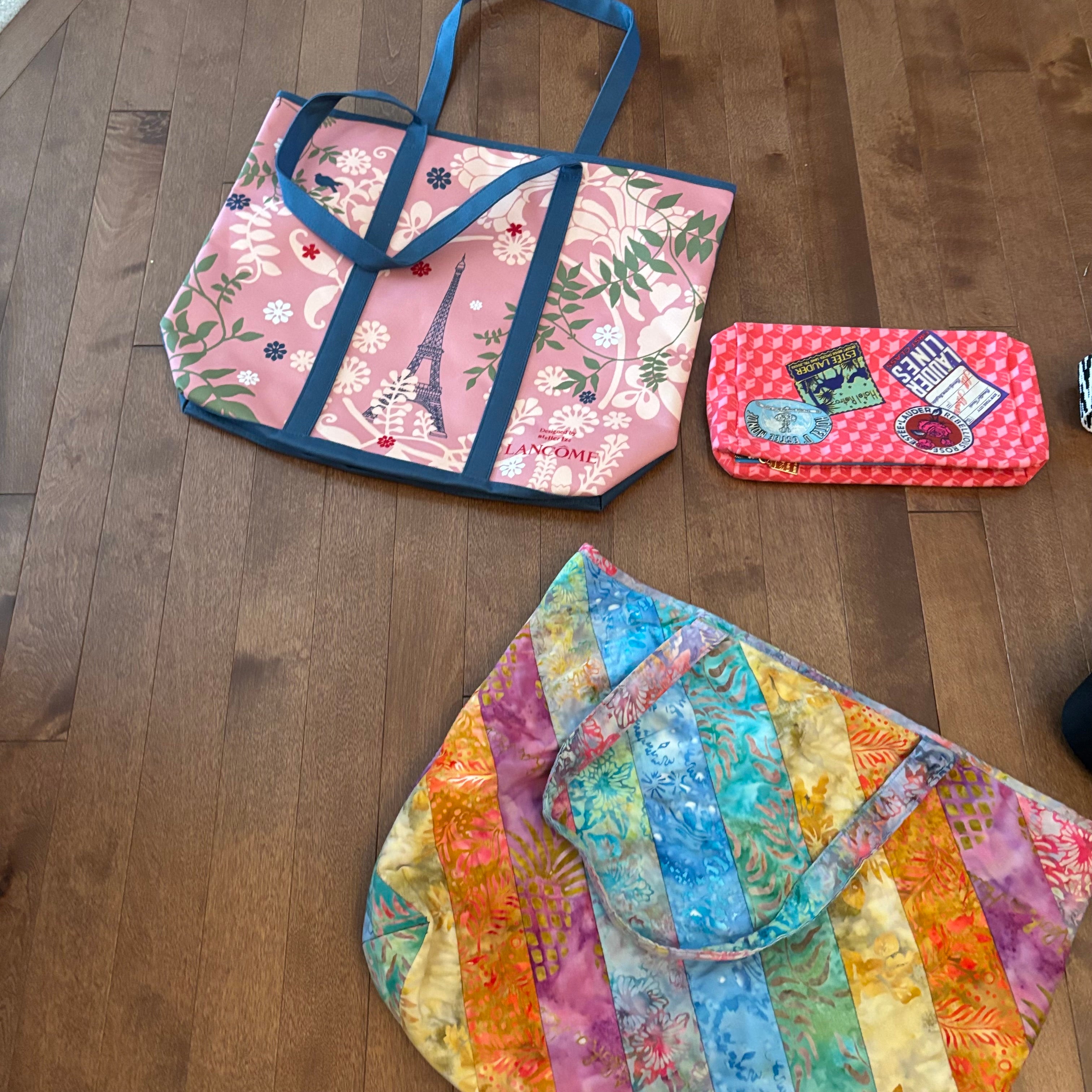 E898 Wallets, makeup bags and more grouping