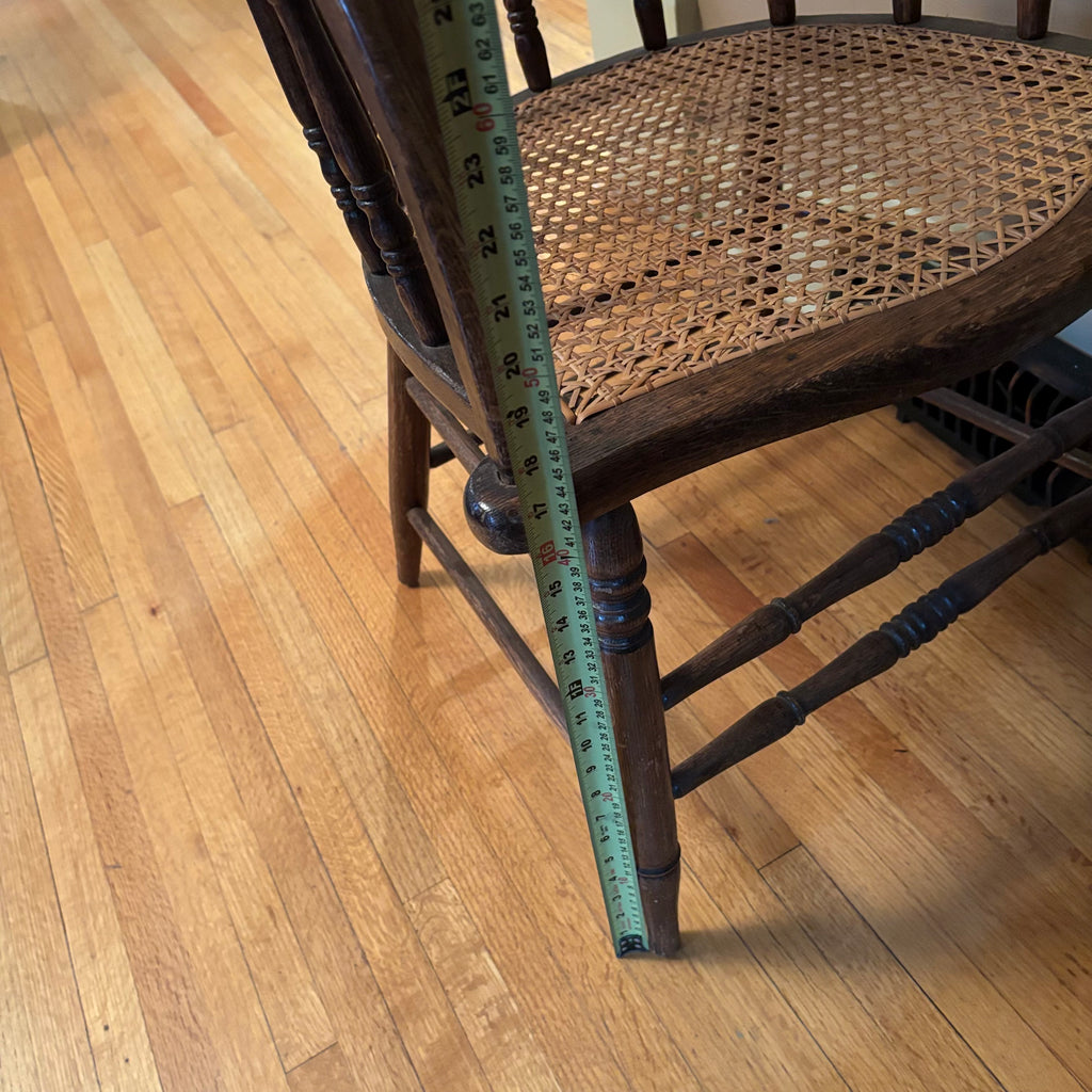 E122 & 331 2 Vintage accent chairs and solid wood accent table