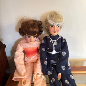 SET OF 2 VINTAGE BOUDOIR DOLLS - P138