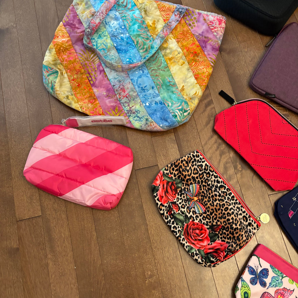 E898 Wallets, makeup bags and more grouping