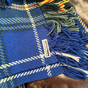 4 VINTAGE BLANKETS - P142