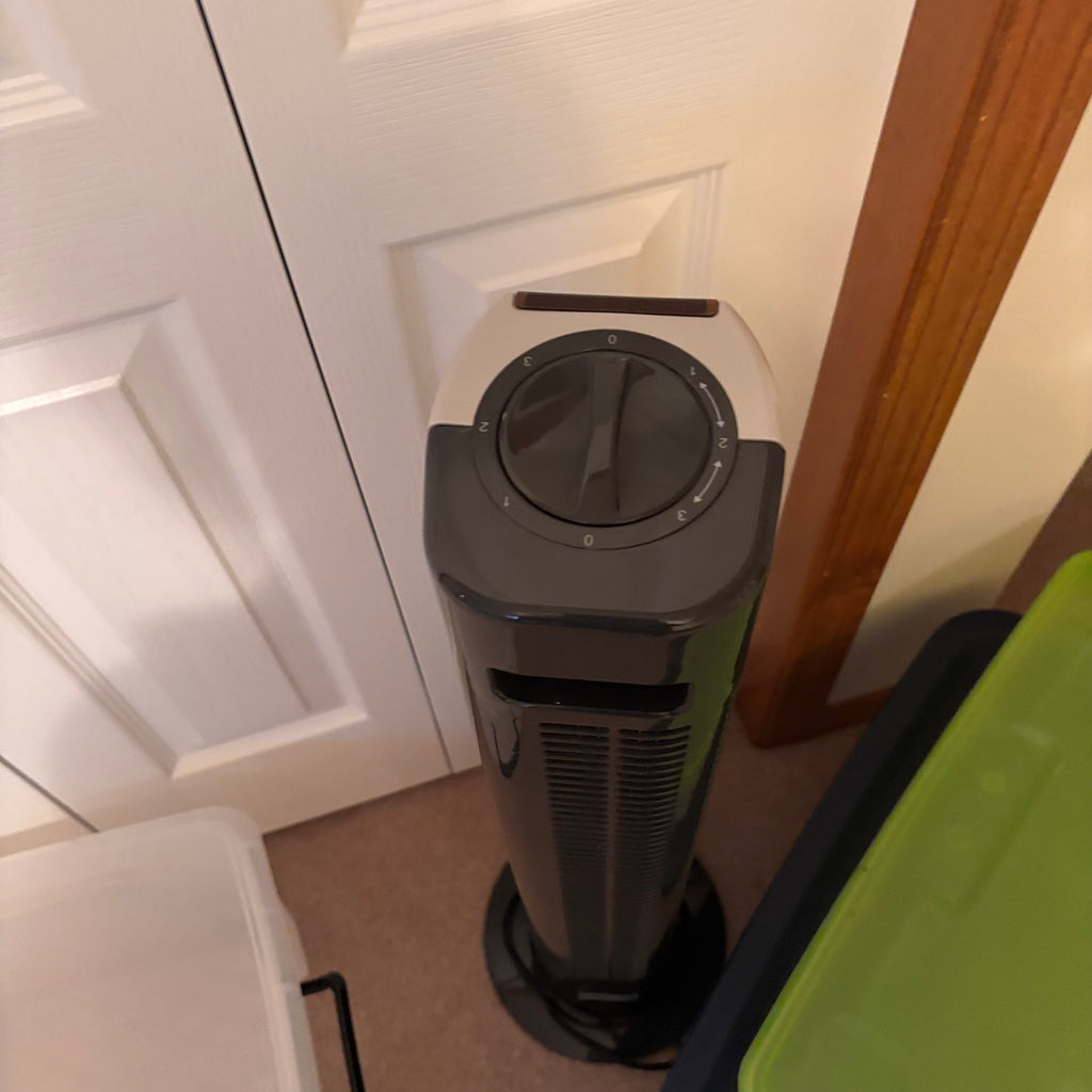 X233 Floor heater and storage bins