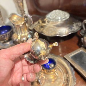 VINTAGE SILVER PLATED GROUPING - P154