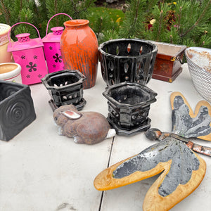 Pots and More Grouping - O111