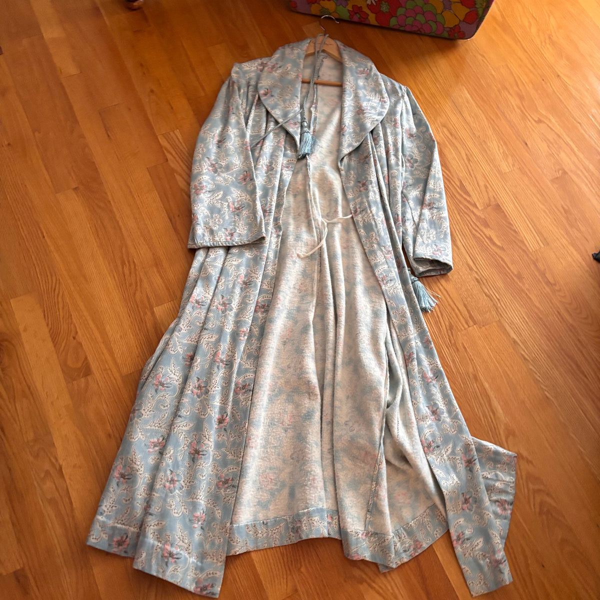 F401 Vintage grouping (Housecoats and more)
