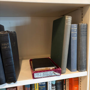BOOKS GROUPING (BURKE'S PEERAGE & BARONETAGE AND MORE) - P217