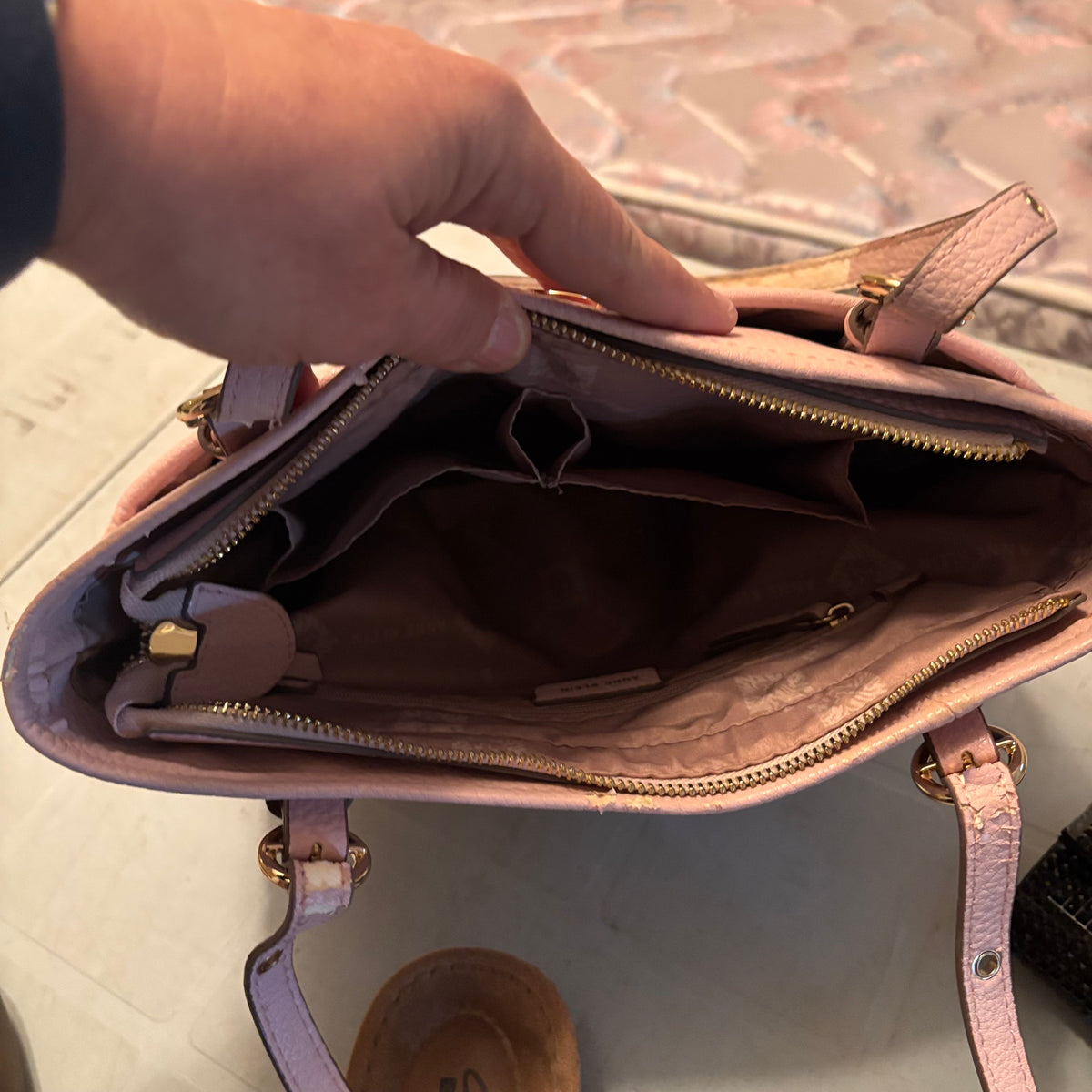 X230 Ladies size 5 shoes and purses
