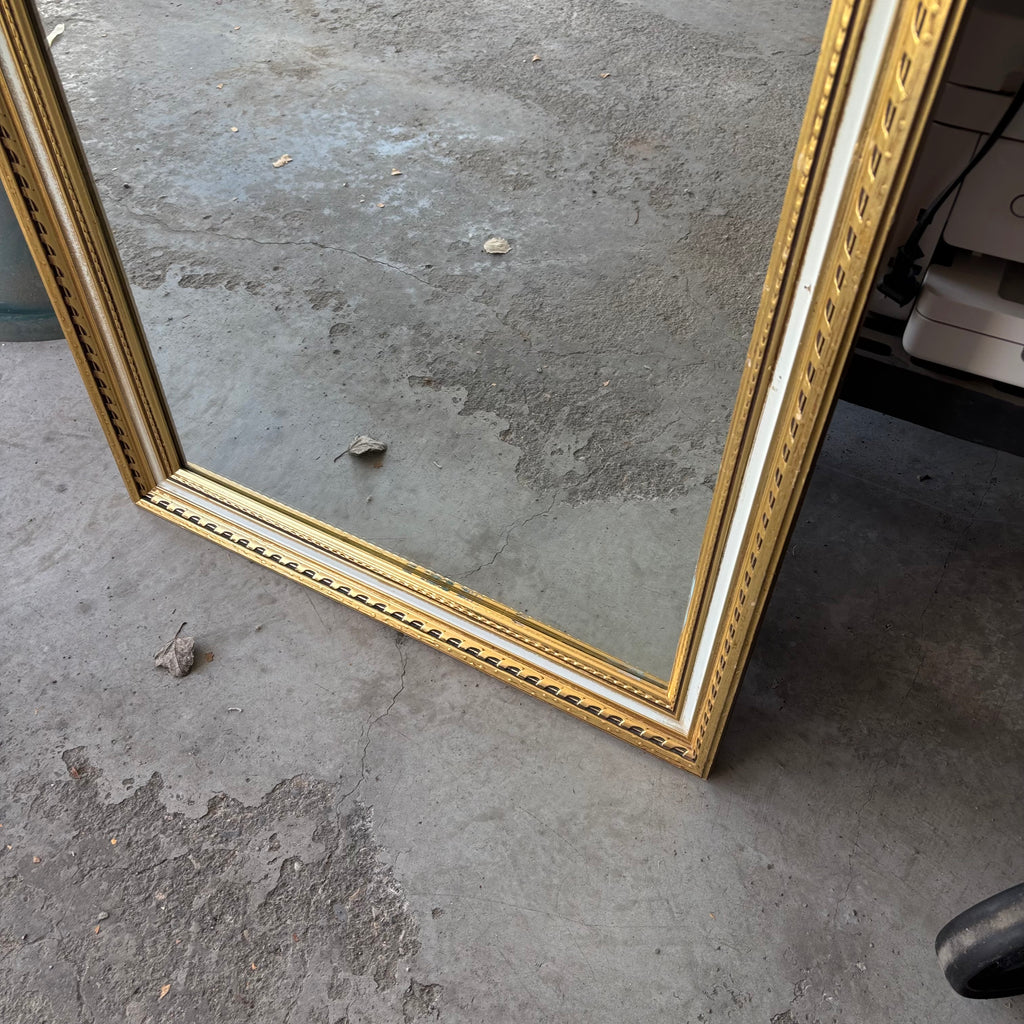 Y155 41” x 28” Wood Painted Gold framed wall mirror