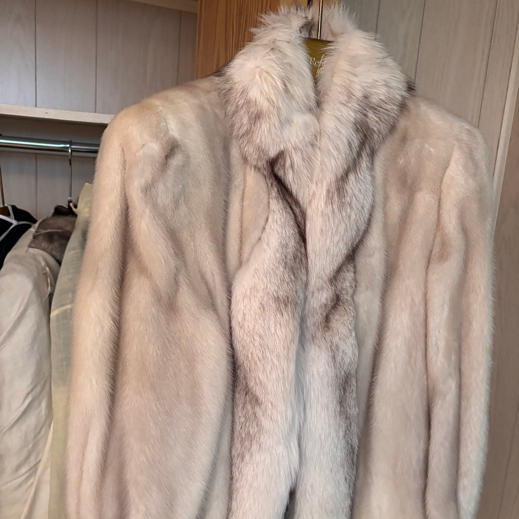 K402 2 vintage fur coats and vintage fur shawl