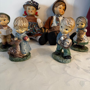 Vintage Porcelain Dolls and Figurines Grouping - T113