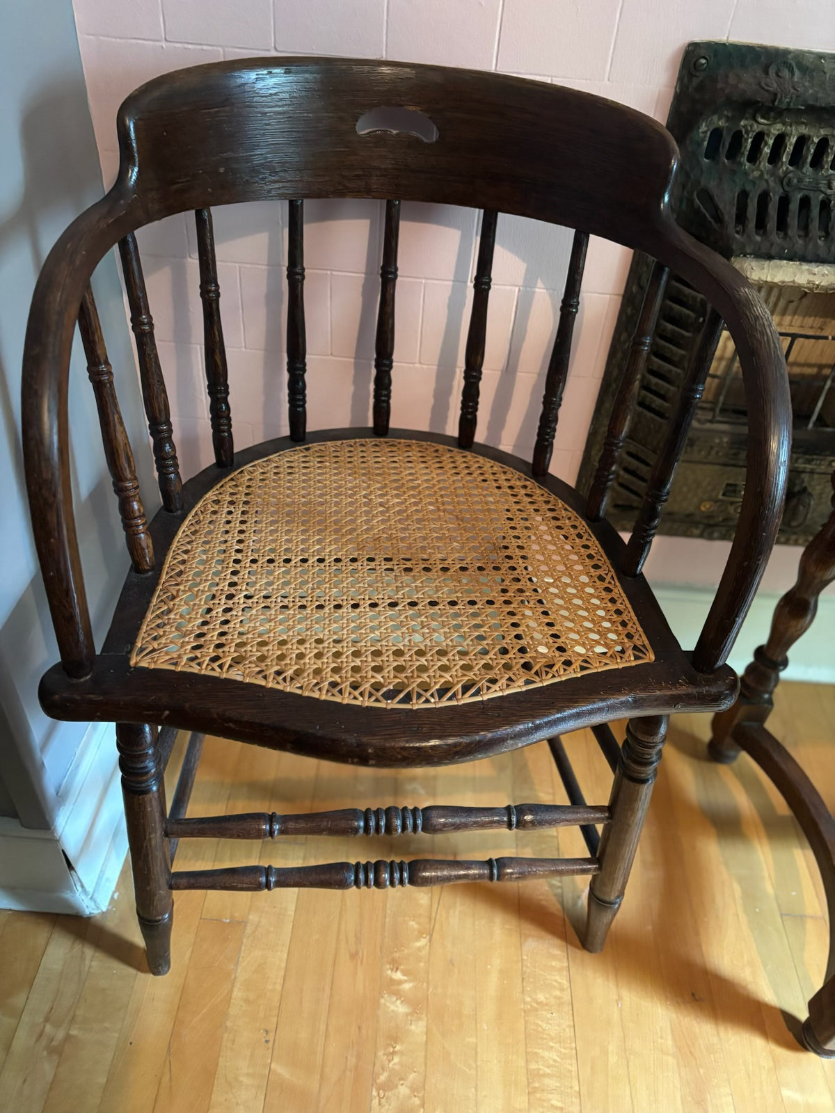 E122 & 331 2 Vintage accent chairs and solid wood accent table