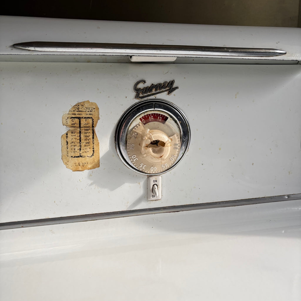 F182 As is vintage gurney gas range