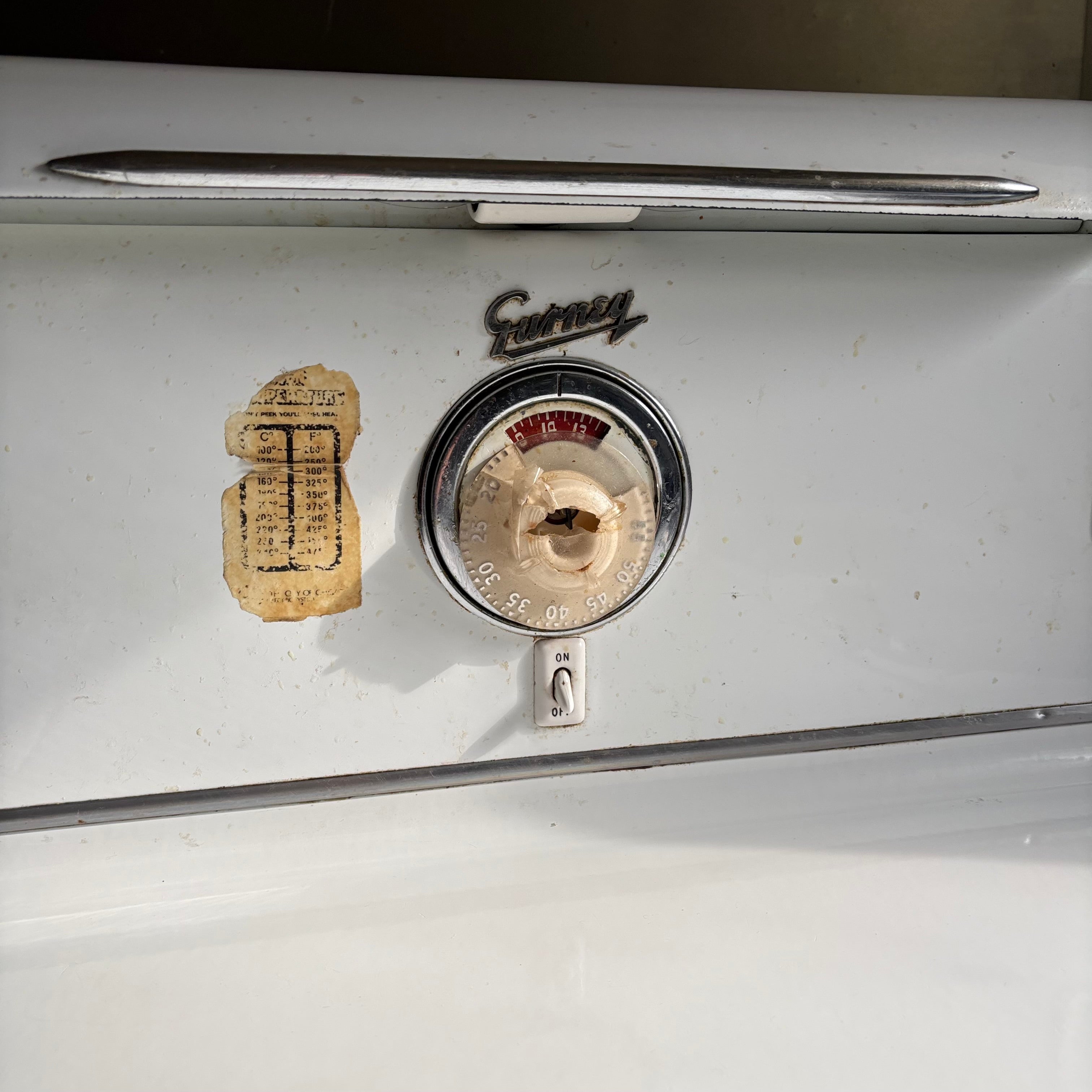 F182 As is vintage gurney gas range