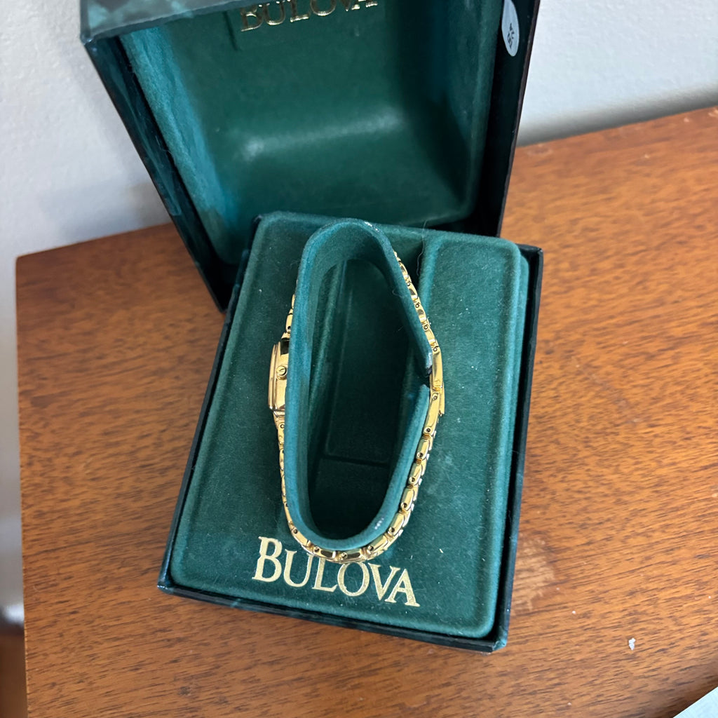 R318 Vintage Bulova ladies' quartz cocktail watch