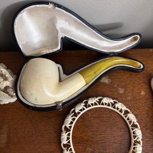VINTAGE BONE/RESIN GROUPING (BRACELETS, PIPE AND MORE) - P344