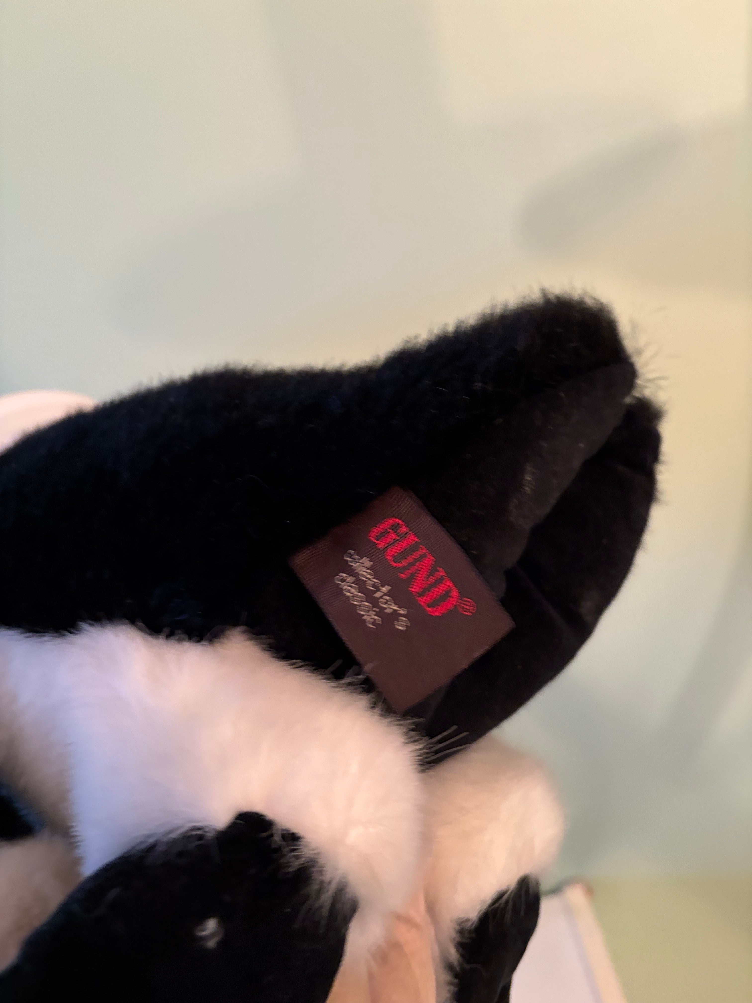 W807 Penguin Grouping (Gund and more)