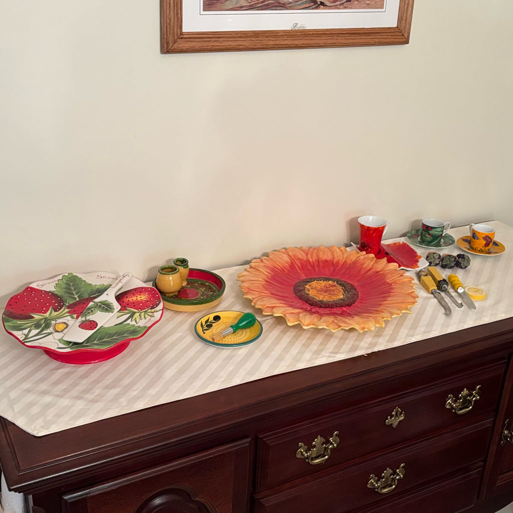 F175 Ceramic serving grouping (strawberry cake plate and more)