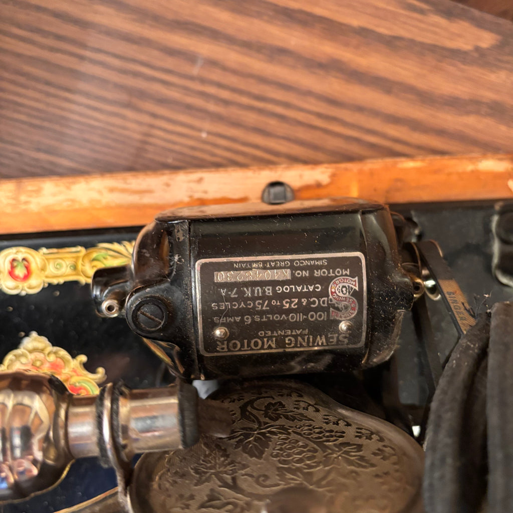 K400 Vintage singer sewing machine