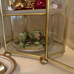 VINTAGE MINI TEACUPS WITH 2 DISPLAY CASES - P257