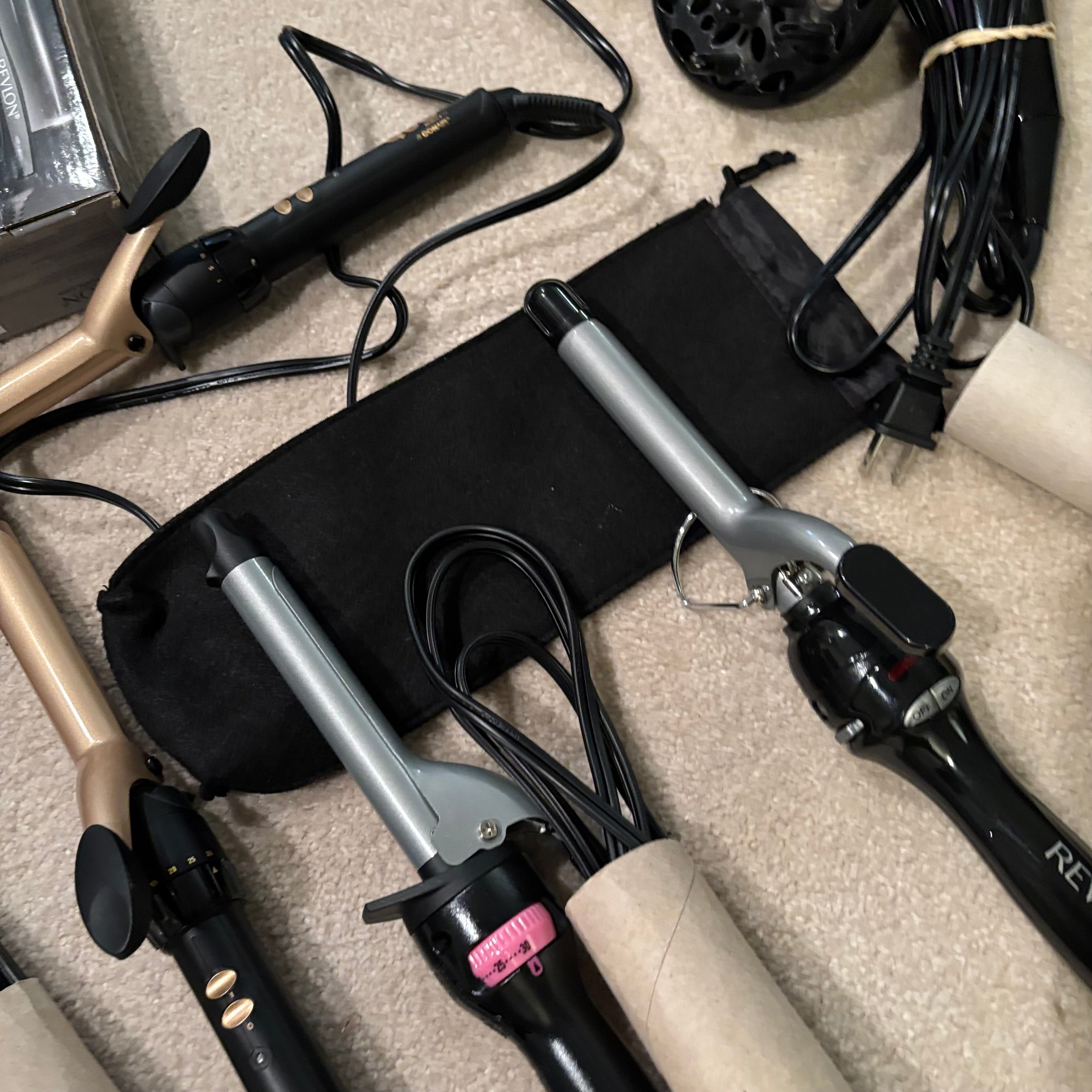 E874 Hairstyling grouping