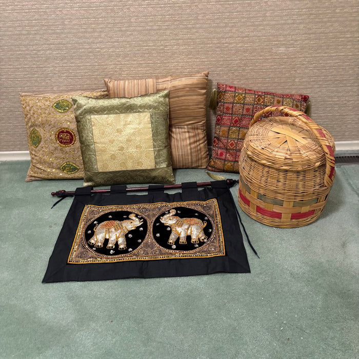 Elephant Wall Hanging Grouping - R500