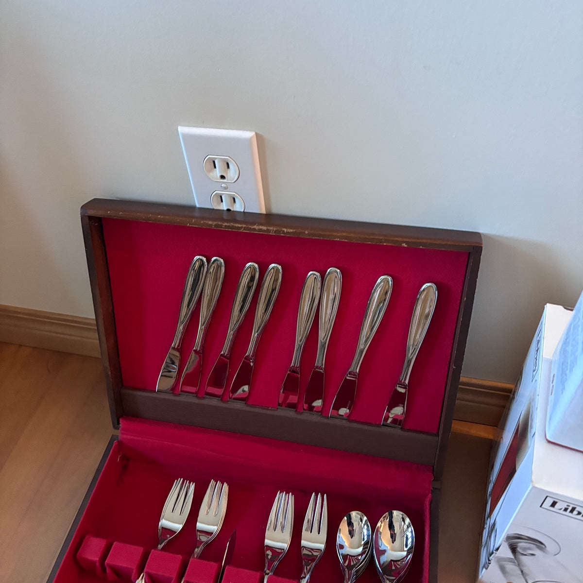 X248 Kitchen grouping (Flatware and more)