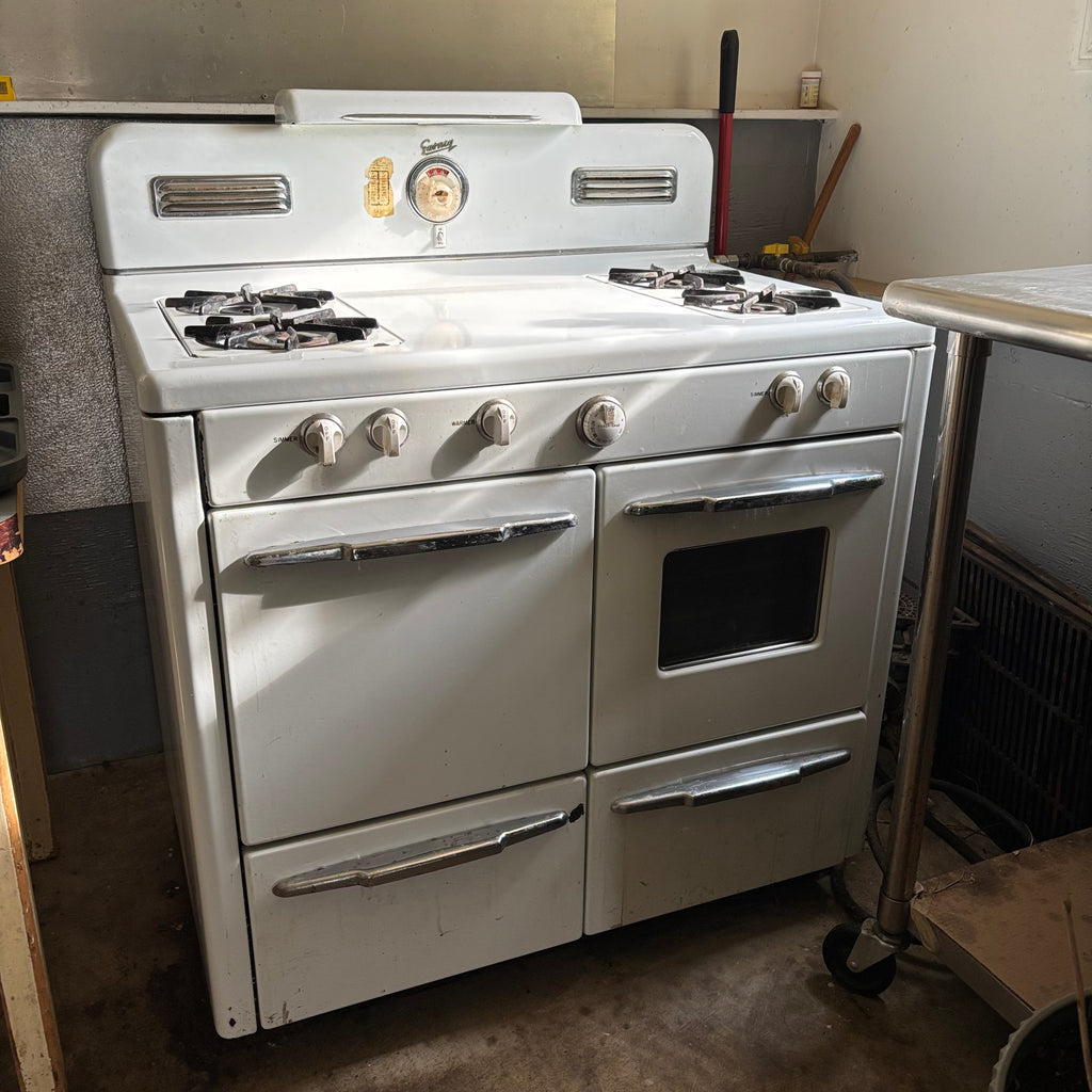 F182 As is vintage gurney gas range