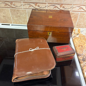 Vintage Grouping (Toiletries Kit and More) - M332