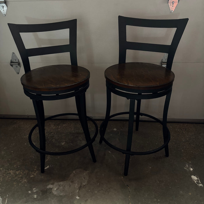 Set of 2 Countertop Height Modern Metal and Wood Bar Stools - C308