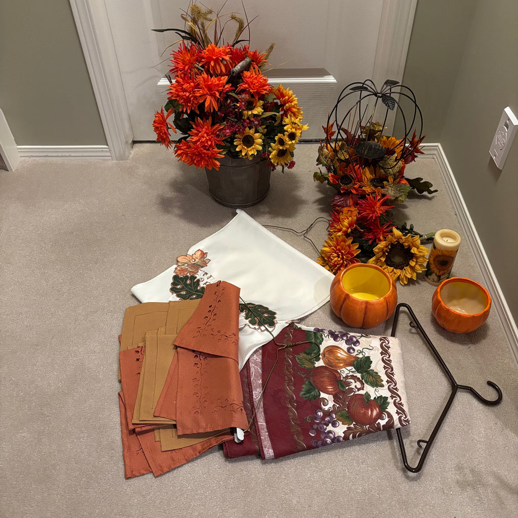 F844 Fall decor grouping (faux sunflowers and more)