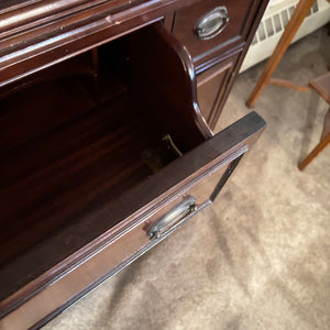 SOLID WOOD VINTAGE CHINA CABINET WITH HIDDEN SECRETARY DESK (CONTENTS NOT INCLUDED) - P136