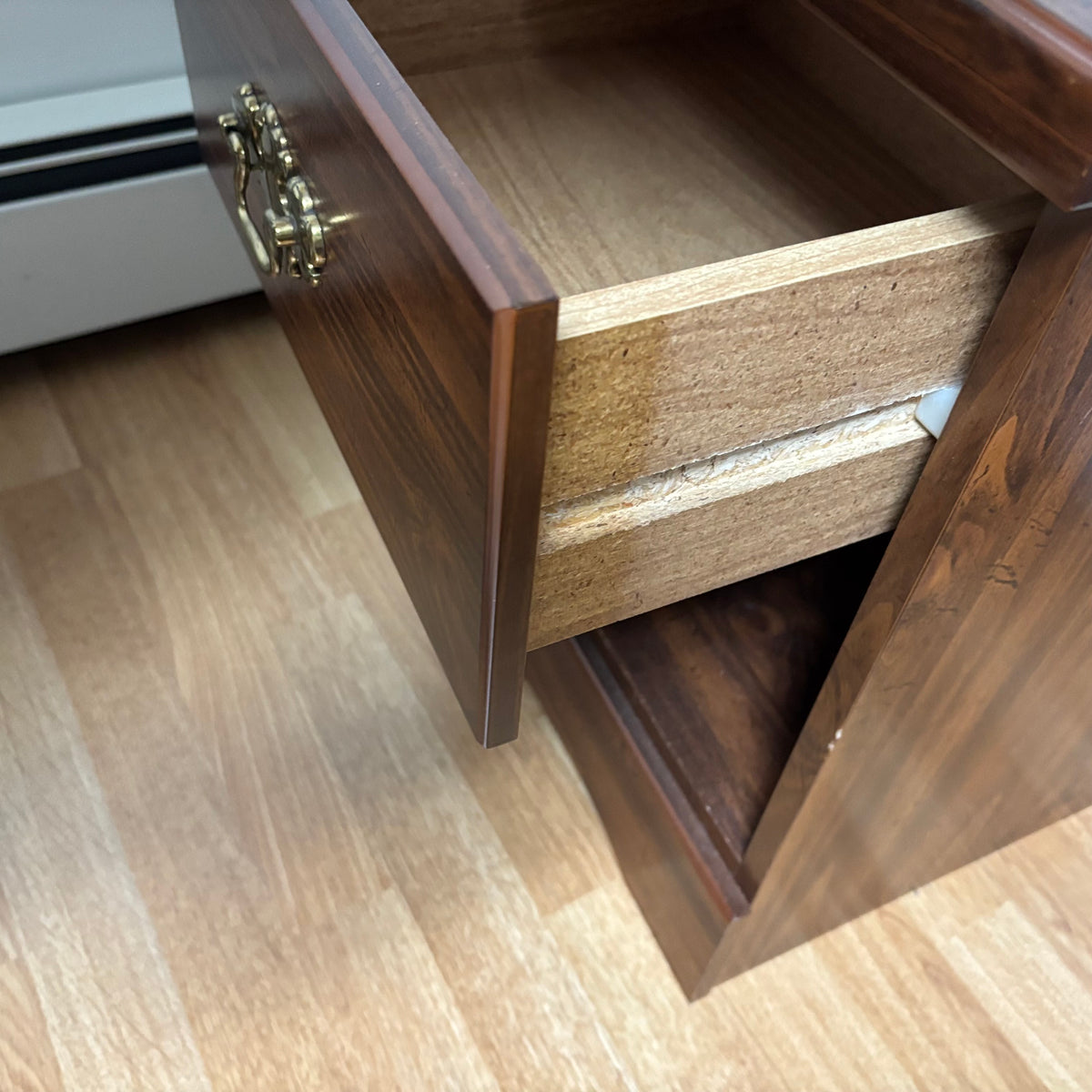 F178 Vintage night stand